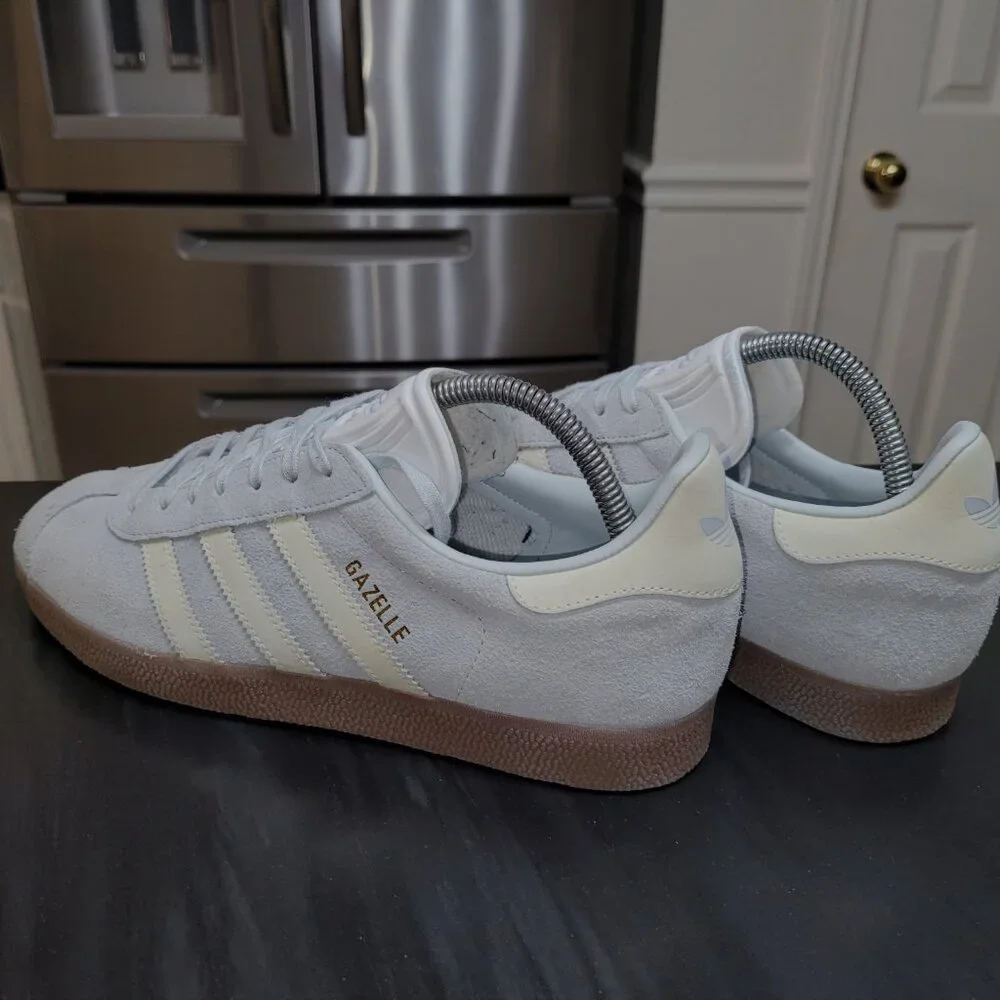 Adidas Gazelle Originals OG Blue Tint/ White Gum Sole CQ2178 - Picture 9 of 16